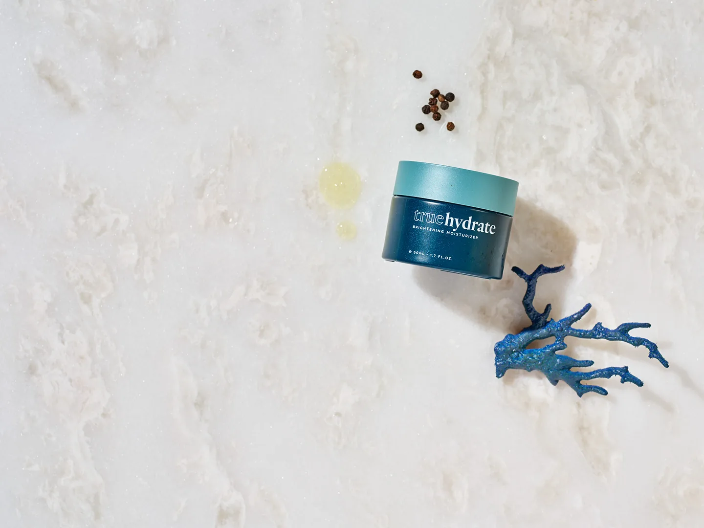 Label background for TrueScience® TrueHydrate Brightening Moisturizer